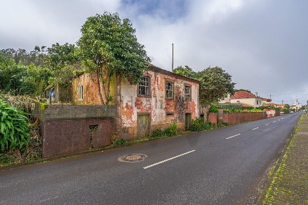 Casa ou moradia à venda na Ribeira da Janela