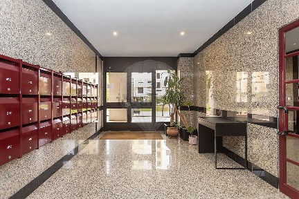 Arrendamento de apartamento T3 na Rua Padre Américo