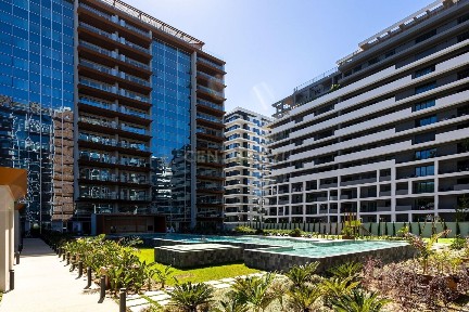 Apartamento T3 à venda na Rua da Qt.ª das Romeiras, 10