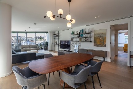 Apartamento T3 à venda na Rua Madre Teresa de Calcutá