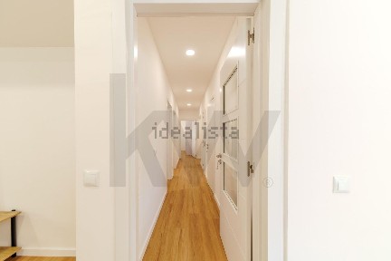 Apartamento T3 à venda na Rua Bernardo Santareno, 14