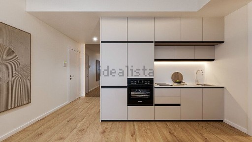 Apartamento T0 à venda na Travessa do Agueiro, 127