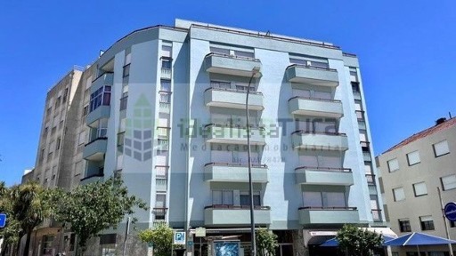 Apartamento T3 à venda em Ramalda Alta