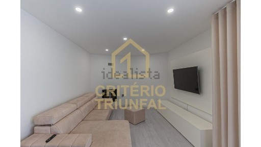 Apartamento T3 à venda em Perozelo