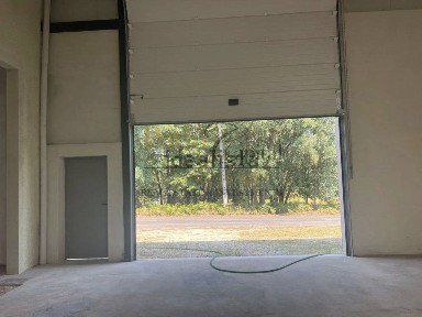 Arrendamento de armazém em Reguenga
