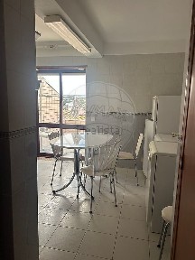 Arrendamento de apartamento T2 na Avenida 1º de Maio