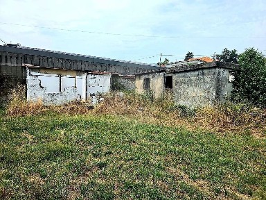 Moradia independente à venda em Quelha do Fontanário