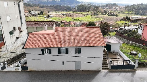 Moradia independente à venda na Travessa do Povoado de São Simão