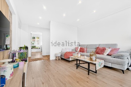 Apartamento T2 à venda em Urbanização da Eira, 243