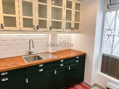 Arrendamento de apartamento T2 na Rua Guerra Junqueiro