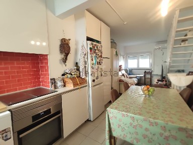 Duplex à venda na Rua da Quinta do Charquinho s/n