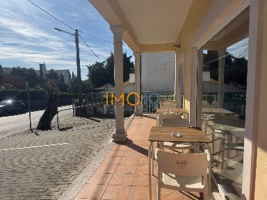 Arrendamento de espaço comercial ou armazém em Fátima