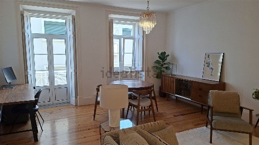 Apartamento T2 à venda na Graça