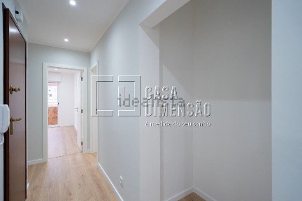 Apartamento T2 à venda em Falagueira-Venda Nova
