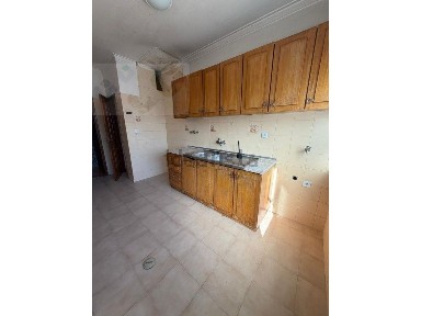 Apartamento T1 à venda na Avenida do Brasil