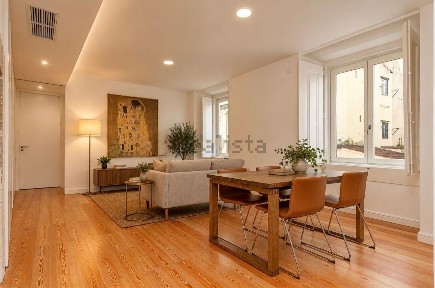 Apartamento T1 à venda na Rua do Ataíde
