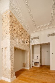 Apartamento T0 à venda na Rua do Alecrim, 53