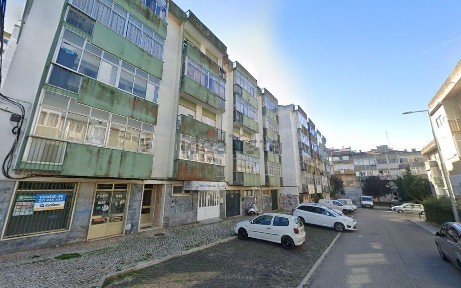 Massamá e Monte Abraão, Massamá, Praceta Florbela Espanca, 4