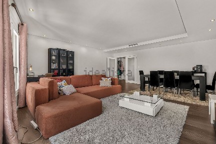 Apartamento T3 à venda na Rua General Humberto Delgado s/n