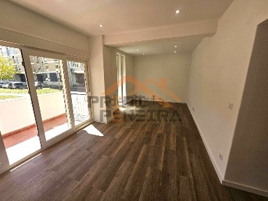 Apartamento T4 à venda nos Olivais