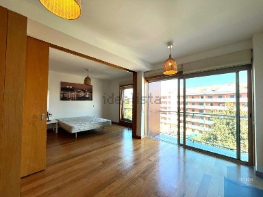 Arrendamento de apartamento T1 na Rua Amândio Galhano, 63