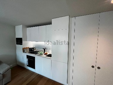 Arrendamento de apartamento T2 na Rua do Duque de Loulé, 148