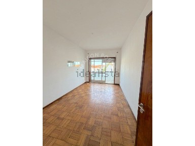Arrendamento de apartamento T1 na Rua do Breiner, 438