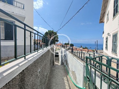 Andar de moradia à venda em Santa Maria Maior