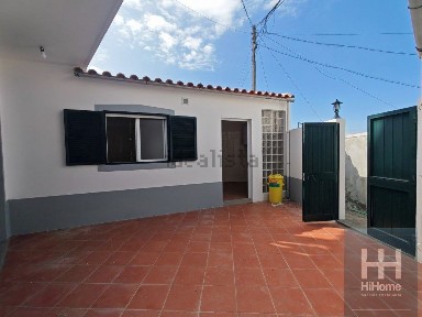 Andar de moradia à venda no Beco do Lombo da Boa Vista
