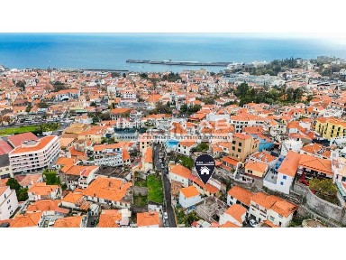 Moradia independente à venda na Escadas dos Moinhos