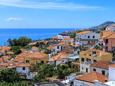 Moradia em banda à venda na Rua do Faial s/n