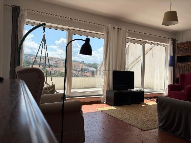 Arrendamento de duplex na Avenida Elísio de Moura, 339