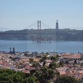 Arrendamento de apartamento T2 na Rua Conselheiro Martins de Carvalho, 5