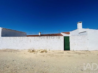 Casa ou moradia à venda em Salvada e Quintos