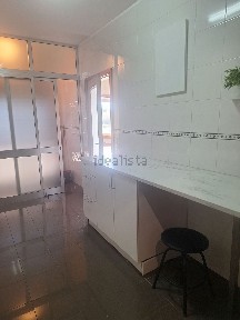 Arrendamento de apartamento T2 na Rua Simão Bolívar