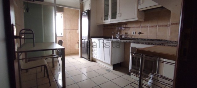 Arrendamento de apartamento T3 na Praceta Costa, 58