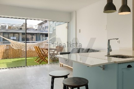 Apartamento T1 à venda na Rua Joaquim da Matosa, 25