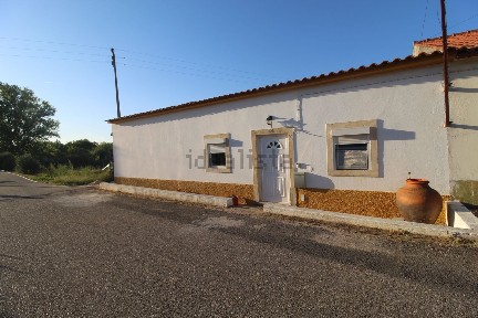 Moradia independente à venda em São Pedro de Tomar