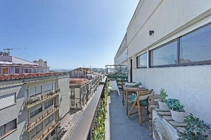 Arrendamento de penthouse na Rua de Dom João IV