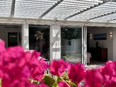 Apartamento T2 à venda na Rua Baia de Sesimbra