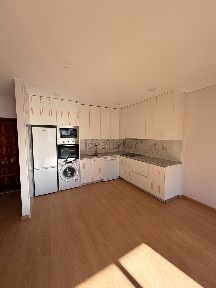 Apartamento T2 à venda na Travessa Senhor de Matosinhos