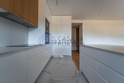 Apartamento T1 à venda na Vereda José Carlos de Matos, 160