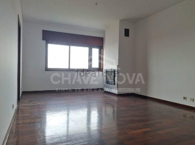 Apartamento T2 à venda na Travessa Heróis da Pátria