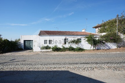 Quinta à venda na Rua de Beja