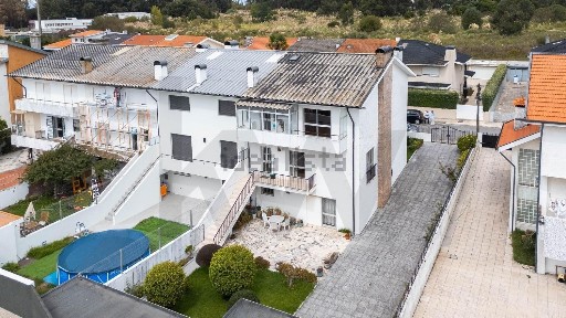 Casa ou moradia à venda na Rua Bruxelas, 72
