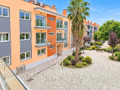Arrendamento de apartamento T2 na Avenida Torcato Pardal Monteiro