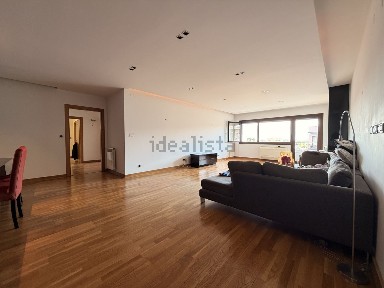 Arrendamento de apartamento T3 na Rua Doutor Vasco Moniz