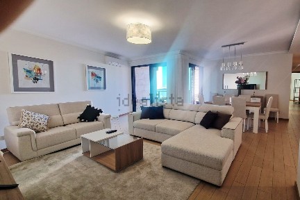 Arrendamento de apartamento T2 na Rua Engenheiro Francisco Bívar
