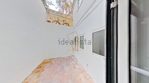 Arrendamento de apartamento T1 na Rua das Beatas