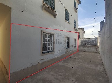 Arrendamento de apartamento T3 em São Vicente - São João - Alferrarede